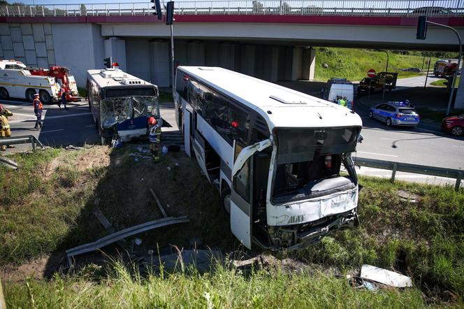 Kierowca autobusu MPK zginął po zderzeniu z innym autobusem