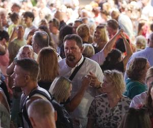 Ostatnia potańcówka w Katowicach na Rynku na zakończenie wakacji