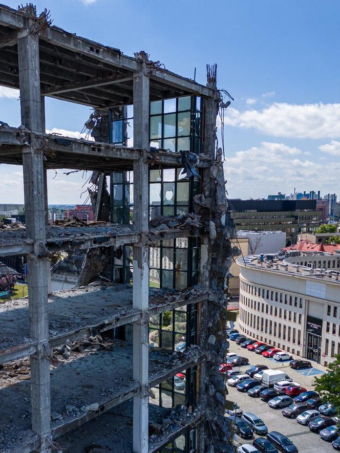 Rozbiórka wieżowca Gazowni Łódzkiej pzry ul. Uniwersyteckiej w Łodzi