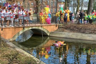 W Parku Kościuszki w Lesznie powitano wiosnę