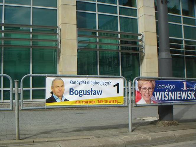"Nie startuję, tak se wiszę". Kampania Pana Bogusława podbija internet! [ZDJĘCIA]