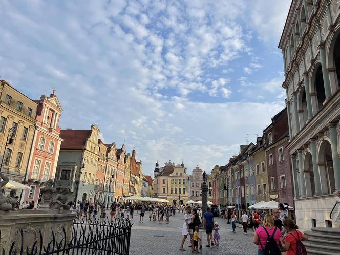 Tłumy na Starym Rynku. Tak poznaniacy spędzają letnie weekendy