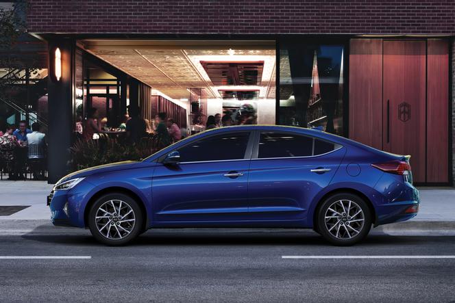 Hyundai Elantra lifting 2019