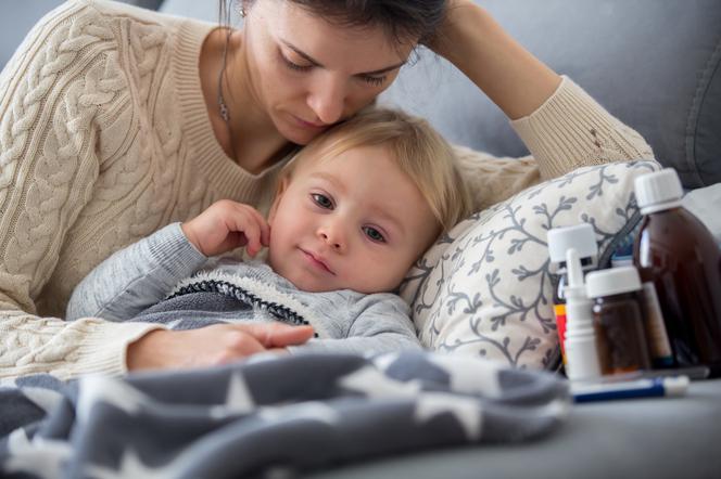 Omikron może powodować krup u małych dzieci. Ten objaw powinien zaniepokoić