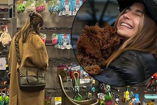 Julia Wieniawa skąpi na psa