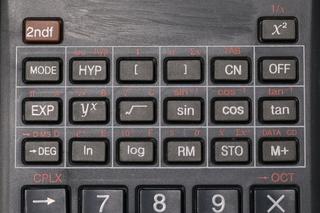 Komunijne prezenty rodem z PRL. Za tym szalały dzieciaki!