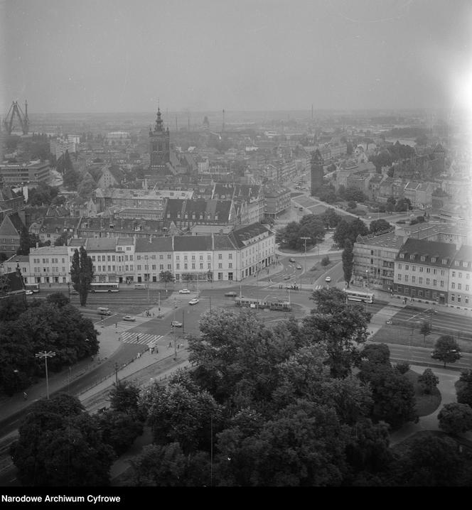 Gdańsk na starych fotografiach. Zobaczcie, jak zmieniło się miasto!