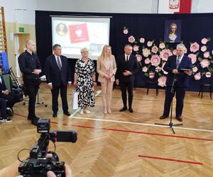 Uroczystość jubileuszowa w siedleckiej Dziesiątce była okazją do wspomnień