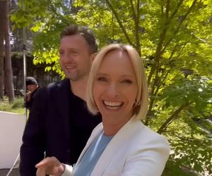 	M jak miłość nowy sezon. Dorota (Iwona Rejzner), Bartek (Arkadiusz Smoleński) na planie