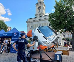 Policjanci świętowali na Rynku w Lesznie. Był uroczysty apel i piknik