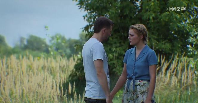 M jak miłość odc. 1409. Bartek (Arkadiusz Smoleński), Ula (Iga Krefft)