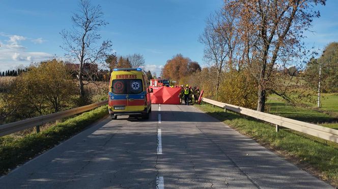 Tragiczny wypadek w miejscowości Wzdół Kolonia. Nie żyją dwie osoby, kolejne dwie są ranne