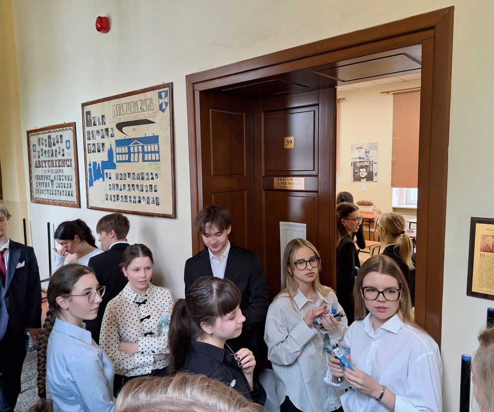 Maturzyści z Rzeszowa już po egzaminie z języka polskiego 
