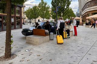 Akcja Miejskiej Agendy Parkingowej na placu Pięciu Rogów w Warszawie