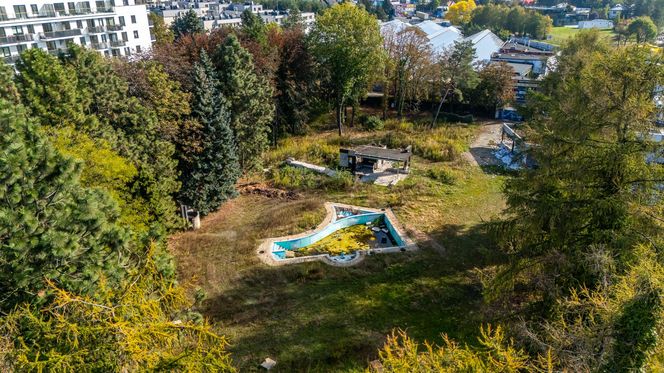 Opuszczona willa przy Ryżowej 72 w Warszawie