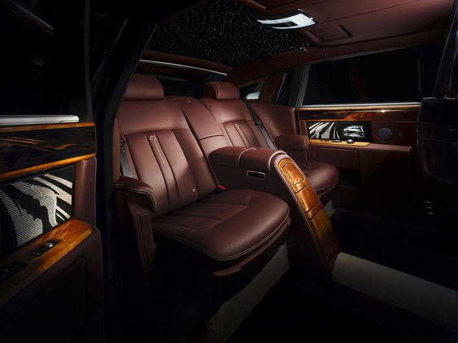 Rolls-Royce Phantom Pinnacle Travel