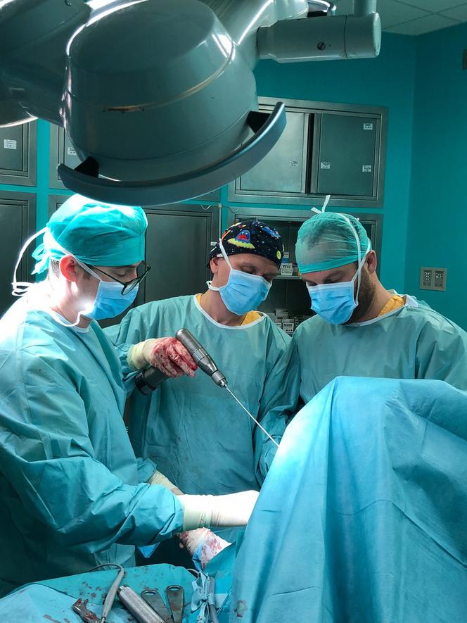 Dzięki lekarzom znowu gra