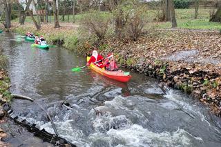 Mikołajkowy spływ wzdłuż Kłodawki