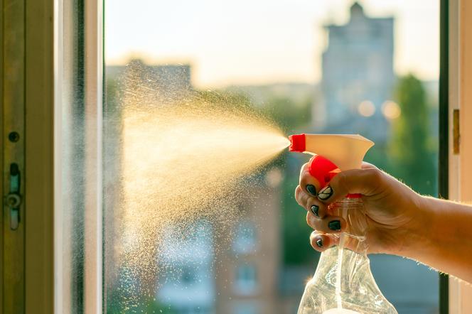 Ocet spirytusowy zastosowanie: mycie okien