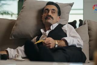 Złoty chłopak (24)