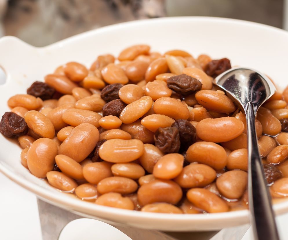 Wigilijna fasola ze śliwkami: przepis Ewy Wachowicz