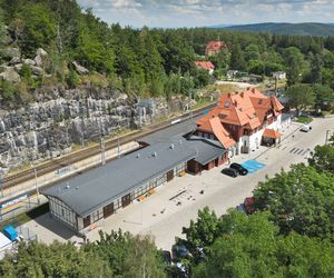 Dworzec Szklarska Poręba Główna - budynek i nagroda dla najlepszego małego dworca turystycznego na świecie