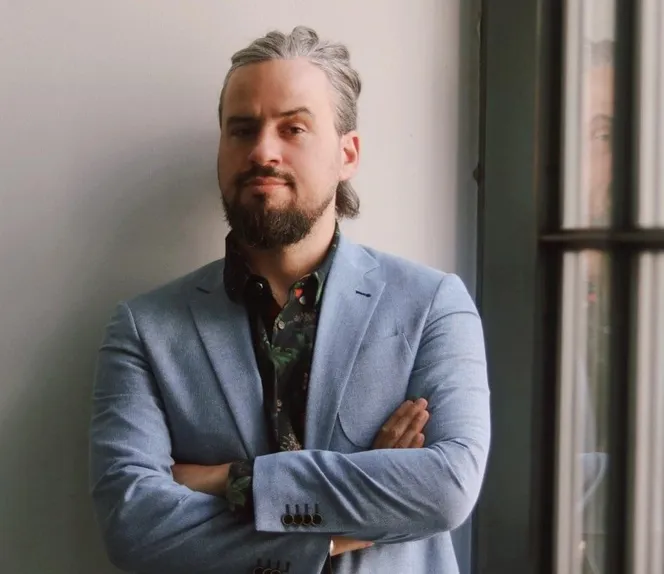 Jakub Szamałek – tego nie wiedzieliście o mistrzu thrillerów i współscenarzyście „Ukrytej sieci”!