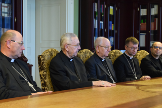 Polscy biskupi z wizytą w Ukrainie. To wizyta solidarności