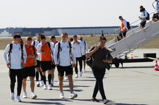 Piłkarze Szachtara Donieck z Ukrainy wylądowali na lotnisku w Jasionce [GALERIA]