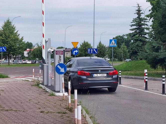 Szpital "papieski" ma nowy system parkingowy