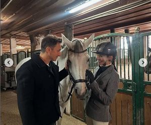 Agnieszka Woźniak-Starak wyglądała jak z brytyjskiej arystokracji. Co za luksus!