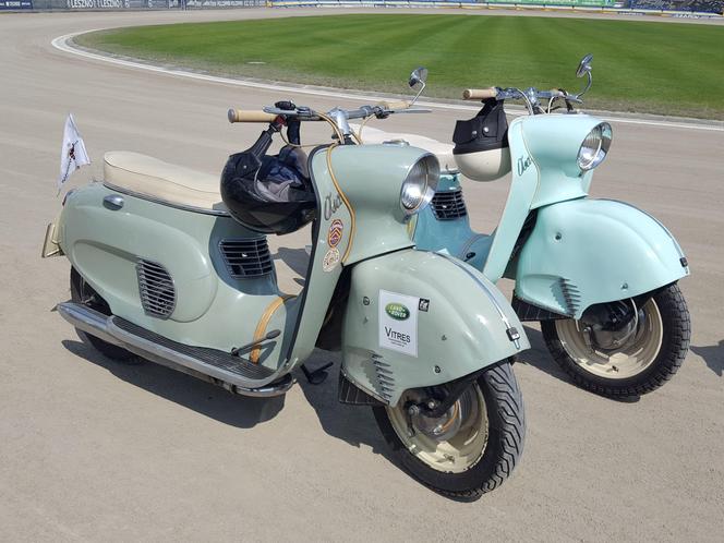 Osy kręciły kółka na stadionie żużlowym w Lesznie. Ogólnopolski zlot skuterów Osa Osieczna-Leszno 