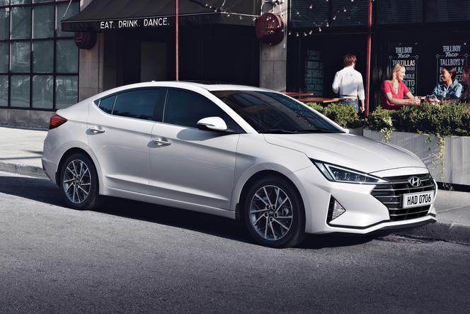 Hyundai Elantra lifting 2019