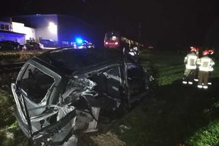 Przysieki. Wjechał wprost pod pociąg! [GALERIA]