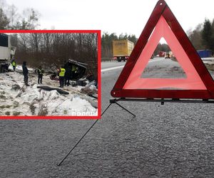 Tragedia na drodze. Siedem osób zginęło w wypadku pod Lwowem. Zderzyły się trzy pojazdy