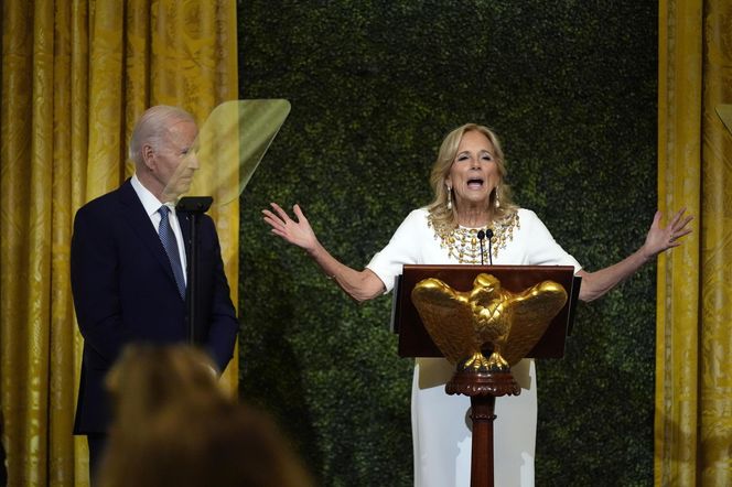 Wojna pierwszych dam! Melania Trump zadała cios Jill Biden, w tle afera o staniki!