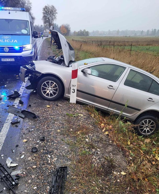 Wypadek na DK nr 63 spowodował duże utrudnienia w ruchu