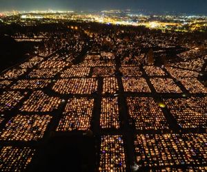 1 listopada na Cmentarzu Łostowickim w Gdańsku. Tak wygląda w dniu Wszystkich Świętych