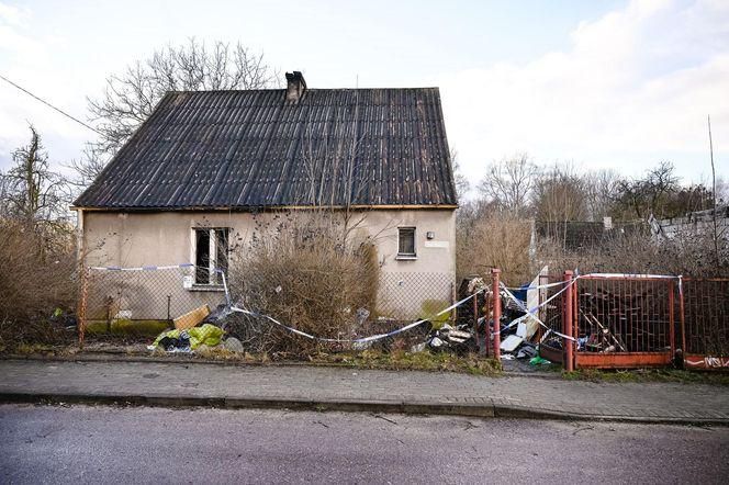 Pożar domu w Redzie. Zginęły 3 osoby