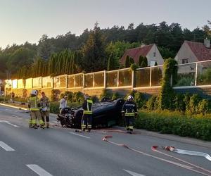 Pijany kierowca tira staranował autobus miejski. 12 osób rannych, a trzy walczą o życie