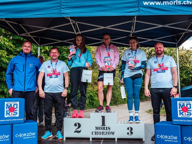 Sportowe emocje w Chorzowie. 150 biegaczy wystartowało w 6. edycji Chorzowskiej Dychy