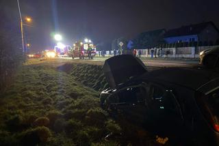 Czołowe zderzenie trzech aut pod Krakowem