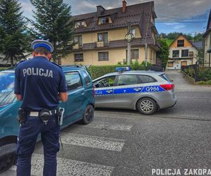 Pijani przyjechali samochodem dokupić wódki