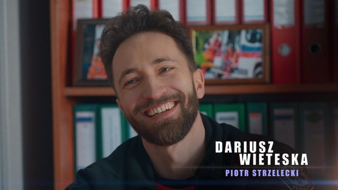 Nowa czołówka Na sygnale od 733 odcinka. Piotr Strzelecki (Dariusz Wieteska)