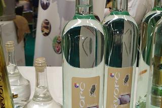 Pamiątki z Chorwacji - co kupić? Lokalne produkty, które warto przywieźć z wakacji. Czy sklepy są otwarte w niedzielę?