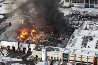 Pożar hali produkcyjnej w Bydgoszczy