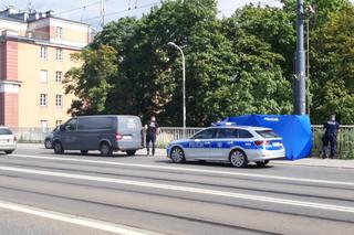 Dramat na trasie W-Z. Pieszy zmarł na chodniku