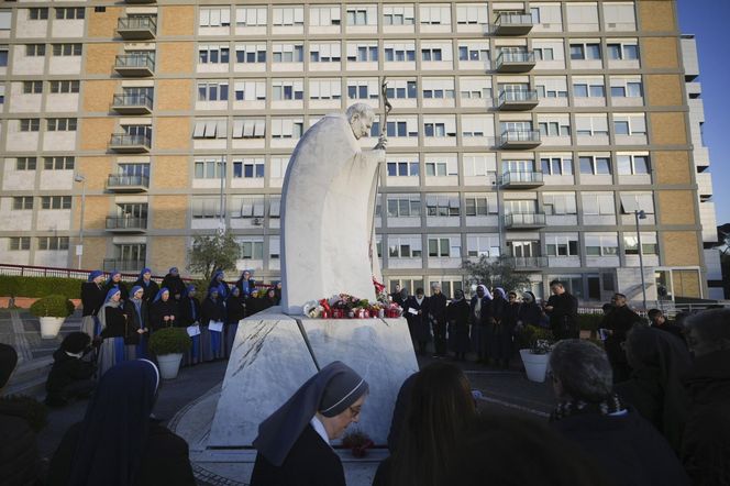 Zaczęło się. Watykan szykuje się na śmierć papieża? Ruszyły procedury