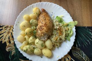 Kluski ziemniaczane, schabowy i mielony. Takie dania serwują w Barze Akademickim