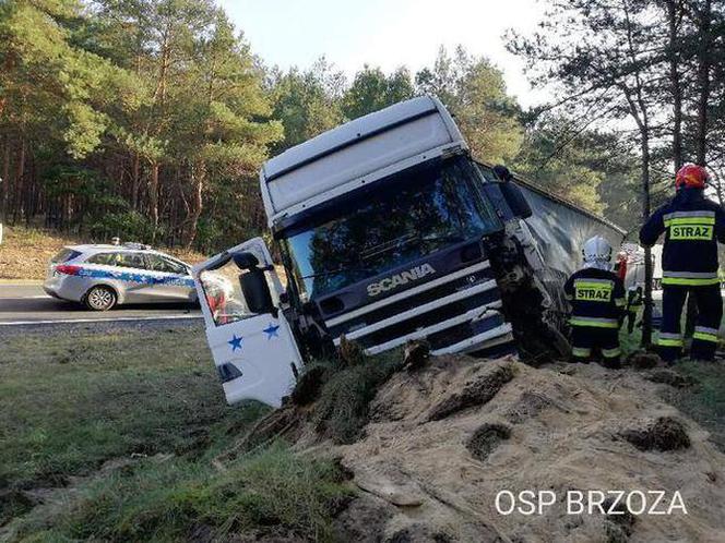 Tragiczny wypadek w podbydgoskim Stryszku. Nie żyje motocyklista! [ZDJĘCIA]